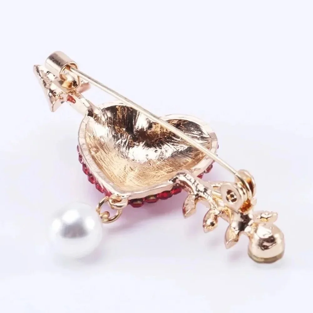 VQ VQ Heart Brooch